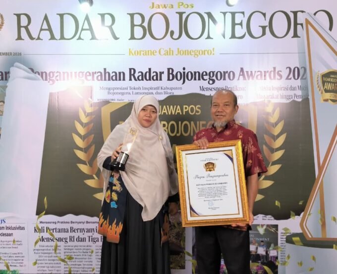 SDIT Insan Permata Bojonegoro Raih Penghargaan "Inspiring Education Figur" Radar Bojonegoro Awards 2026
